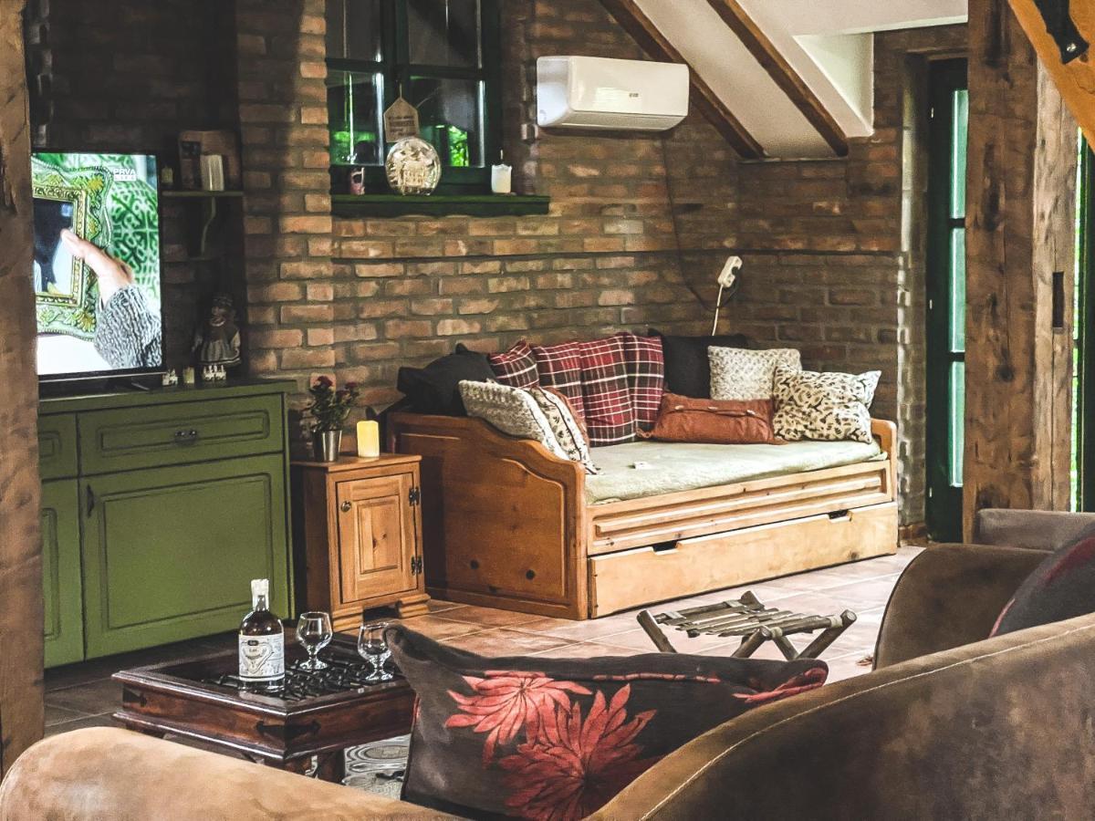 Wood Mood Apartman Tiganjica Stajicevo Экстерьер фото